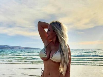 Модель OnlyFans назвала 10 найдивніших речей, які робила для клієнтів