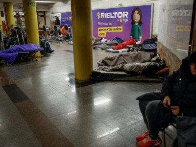 Метро як укриття: скільки людей провели ніч 9 січня на станціях Києва