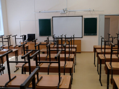 У 2026 році зросте мінімальна зарплата вчителів: які нові стандарти оплати праці запровадять