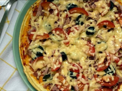 Піца на сковороді за 5 хвилин: найкращий снідано