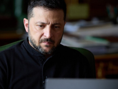 Зеленський пропонує Раді продовжити воєнний стан та мобілізацію