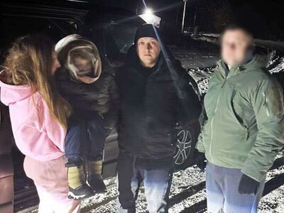 Знайшли 7-річного хлопчика за 15 км від дому: ледь не замерз у лісі