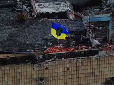 “Хартія” встановила український прапор над мерією Куп’янська, завершується зачистка міста. ВІДЕО