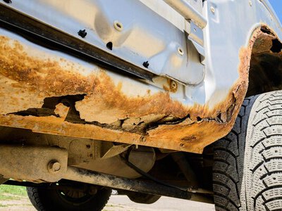 Іржа не питає про бренд: які авто піддаються корозія швидше за інших