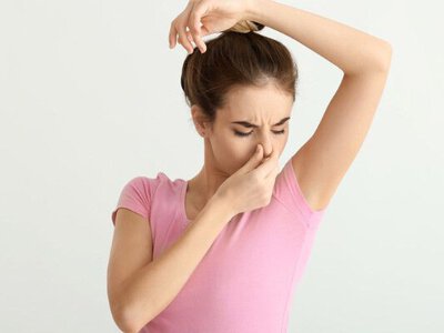 П'ять причин, через які запах тіла може бути неприємним