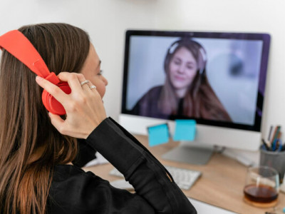 Відеодзвінок без світла і техніки: як виглядати добре навіть у темряві