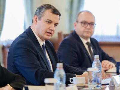 В Бухаресті готові почати перемовини про об'єднання з Молдовою