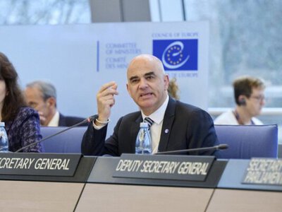 В  Україні складна гуманітарна ситуація – Генсек Ради Європи