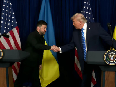 Трамп заявив, що Зеленський гальмує мирні переговори щодо України