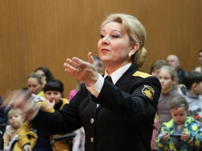 Колишня диригентка ЧФ РФ тепер навчає дітей у Генічеську — шокуючі подробиці