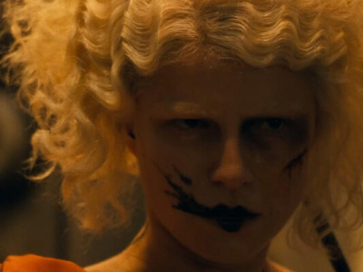 Меґґі Джилленгол презентує радикальне бачення класичної історії у фільмі «Наречена»