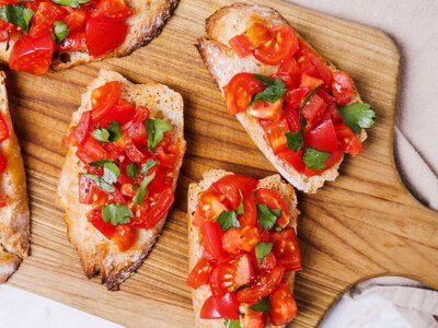 Не викидай хліб! Збірка ідей, як перетворити його на смачну страву