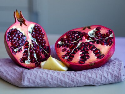 Як не прогадати з гранатом: 4 секрети вибору справжньої соковитості!