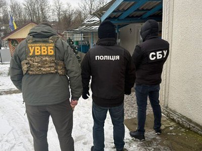 Використовували службові повноваження: прикордонники викрили схему незаконного перетину кордону за участі посадовців ТЦК