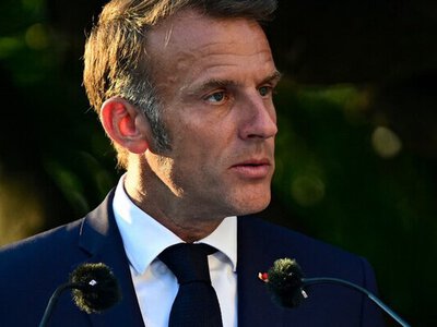 «Європейці відреагують скоординовано»: Макрон жорстко відповів на погрози Трампа тарифами