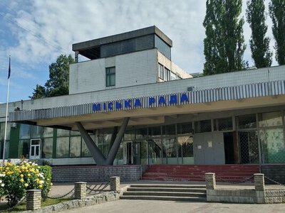 З виховательки у мільйонерки: у Вишневому нову мерію за 250 мільйонів ремонтуватиме фірма няні, яка «надивилася на ремонти»