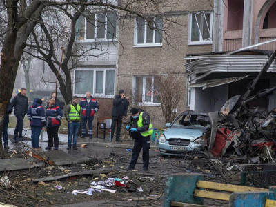 Україна вшановує пам'ять жертв авіакатастрофи у Броварах три роки тому