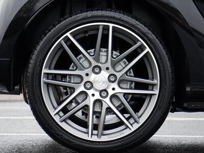 Обов’язковий техогляд повертається: Мінрозвитку оголосило плани на 2026 рік для всіх водіїв 