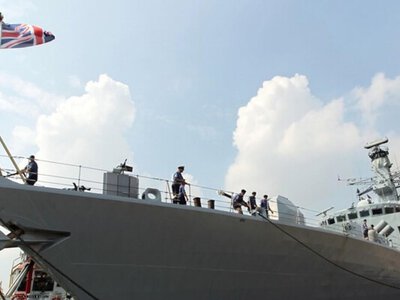 Великобританія пропонує Данії військові кораблі через загрози з боку Росії – Bloomberg