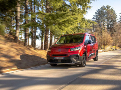 Fiat повернув до життя відомий в Україні сімейний мінівен