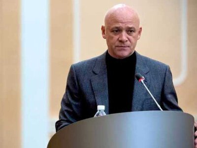 Суд скасував домашній арешт для ексмера Одеси Труханова