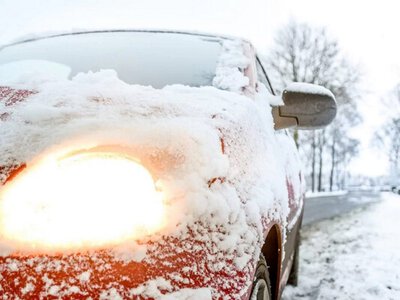Як правильно паркувати автомобіль у мороз