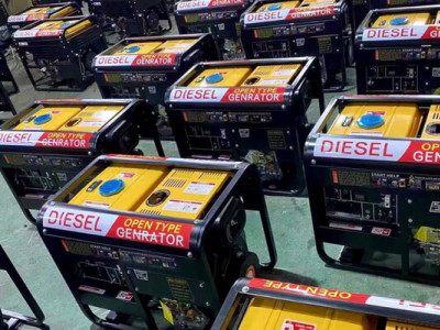 Україна отримала понад 50 тонн енергообладнання від партнерів, – Шмигаль