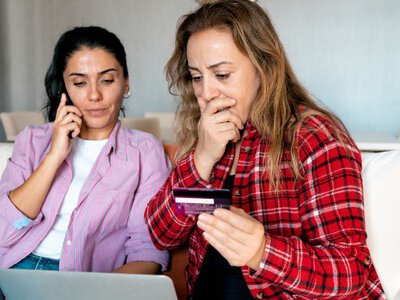 Нова схема шахраїв під виглядом грошової допомоги: як не втратити всі гроші