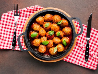 Найніжніші курячі фрикадельки, які ви коли-небудь готували