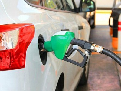 Як не заглохнути в морози: аналітик вказав на важливу деталь під час заправки на АЗС