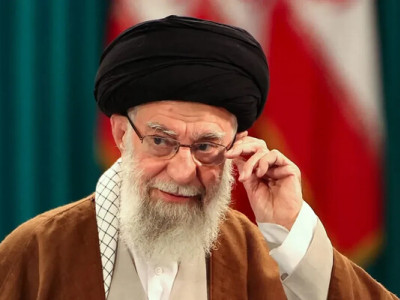 Лідер Ірану Хаменеї переміщений у бункер через загрозу атаки США - ЗМІ