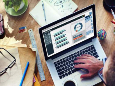 Підприємцям компенсують витрати на генератори та зарядні станції