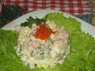  Смачний ситний домашній салат «Олів’є» з язиком