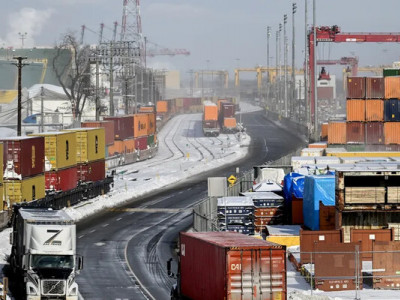 Водіям в Україні почали виплачувати 45 тис. грн: хто може отримати допомогу і як подати заявку