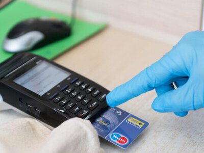 63% українців бояться заморожування рахунків, - опитування