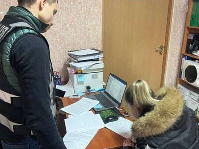 Домашнє насильство за зачиненими дверима: у Києві вилучили дитину з родини через знущання матері