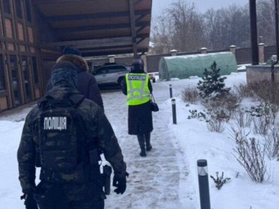 Будинок замість берега: екснардепу загрожує в’язниця за самовільне захоплення берега Дніпра