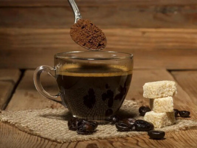 Як приготувати смачну розчинну каву?