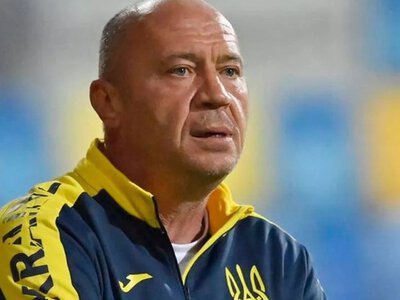 Тренер жіночої збірної України з футболу несподівано заявив про відхід: хто його замінить