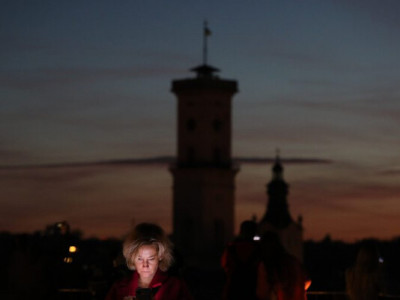 ЛОВА заявила про ризик втрати мобільного зв’язку у Львові під час блекауту. Що кажуть у мерії