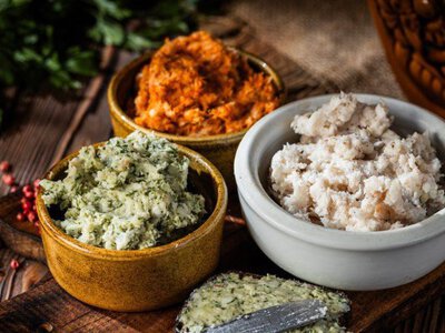 Рецепти смачного намащення з сала за 5 хвилин: 3 варіанти, які здивують