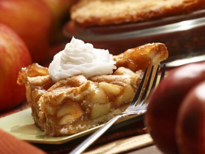 Простий рецепт шарлотки для затишку в домі