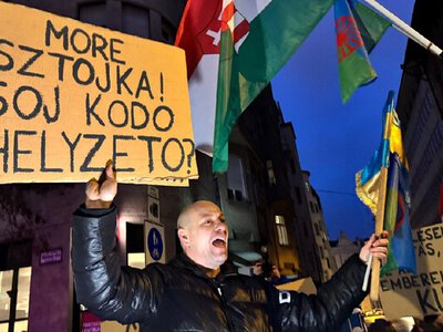 Роми в Угорщині вийшли на протест після висловлювань міністра уряду Орбана