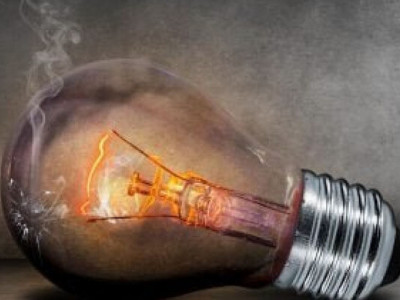 Тимчасові графіки замість екстрених: як працюватимуть відключення світла у Києві