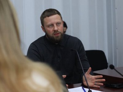 СПА, бізнес і земля: чим раптово обросла родина посадовця БЕБ