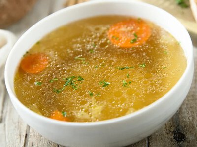 Не просто вода з м'ясом: трюк, що перетворює бульйон на шедевр