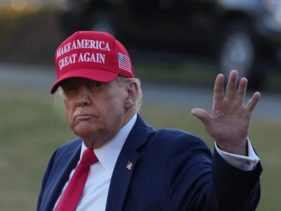 Нові файли Епштейна: Трамп пояснив свою причетність