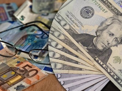 Що буде з курсом долара в Україні найближчим часом: свіжий прогноз