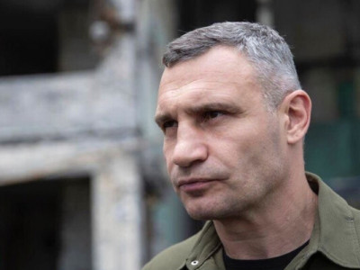 Кличко прокоментував транспортний колапс внаслідок негоди у Києві