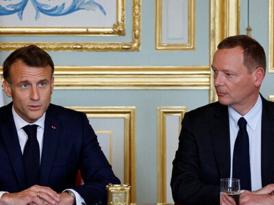 Bloomberg: представник Макрона їздив у москву з посланням, що європейці не погодяться на капітуляцію України